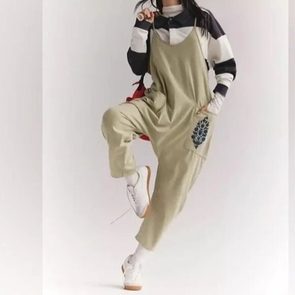 NEW Free People Hot Shot Logo Jumpsuit Womens S Avocado Green Gorpcore Casual - Picture 2 of 7